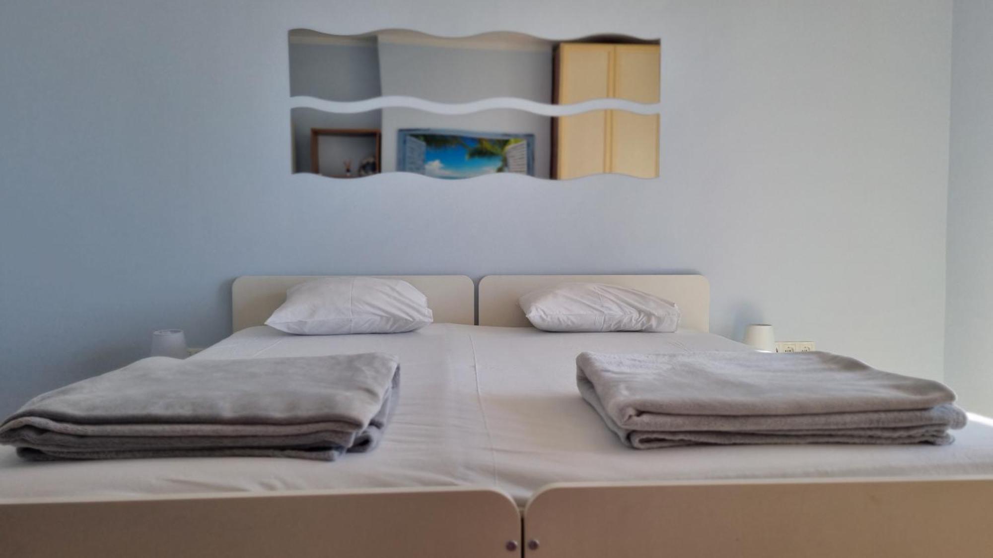 Apartment With Direct Sea View, Free Parking And Close To Beaches And Promenade Lovran Exteriör bild