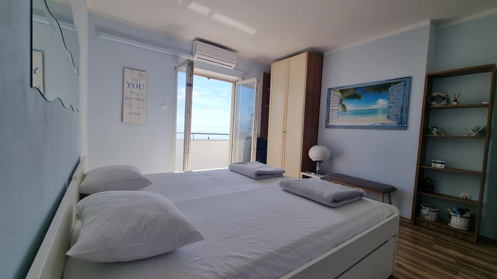 Apartment With Direct Sea View, Free Parking And Close To Beaches And Promenade Lovran Exteriör bild